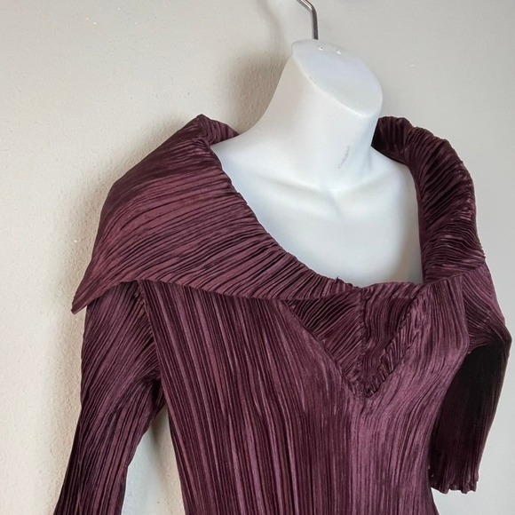 Mashiah Pleated Midi Dress Burgundy V Neck Dolman Sleeve Womens Size M Artsy - Picture 3 of 7